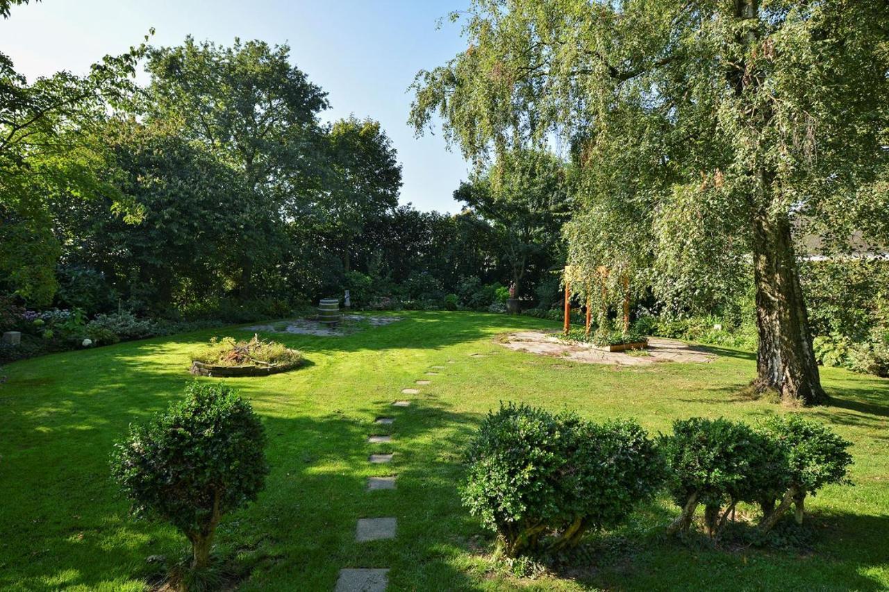 De Oude Pastorie Macharen Bed & Breakfast Exterior photo